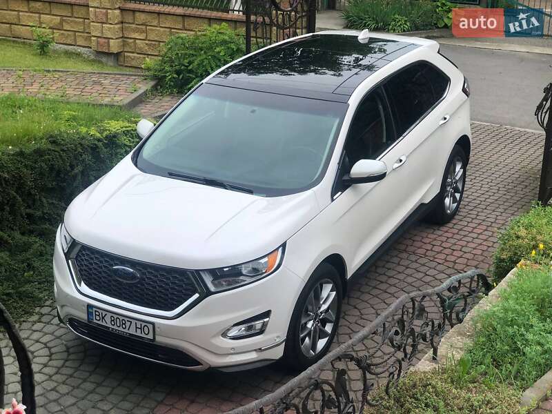 Позашляховик / Кросовер Ford Edge 2017 в Рівному