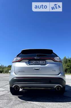 Внедорожник / Кроссовер Ford Edge 2016 в 