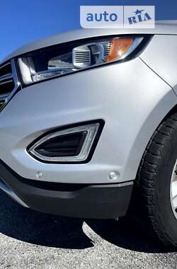 Внедорожник / Кроссовер Ford Edge 2016 в 
