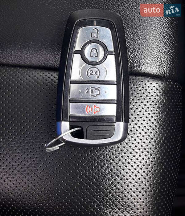 Внедорожник / Кроссовер Ford Edge 2018 в Шептицькому