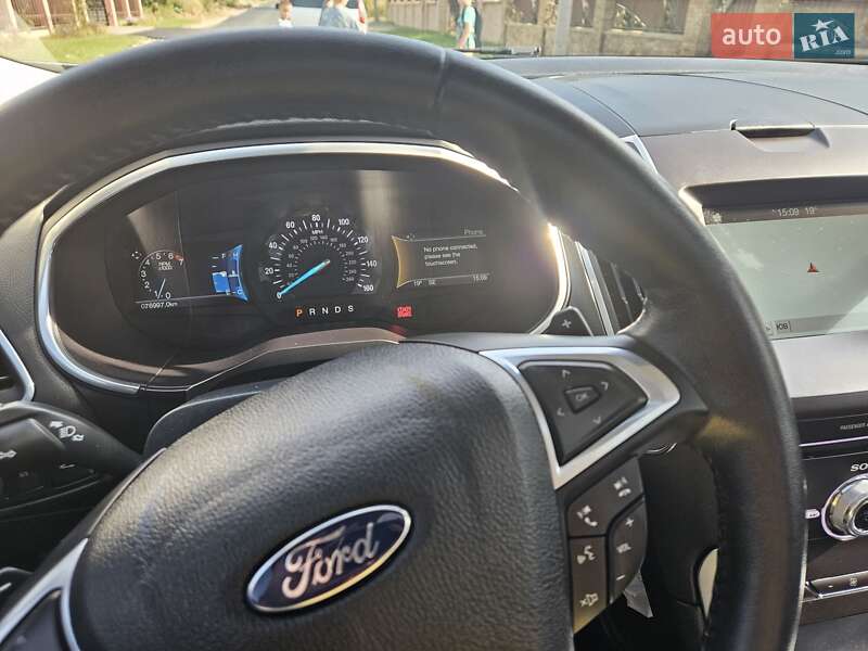 Внедорожник / Кроссовер Ford Edge 2017 в Новояворовске