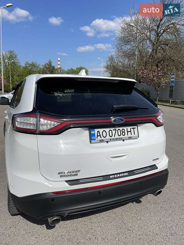 Внедорожник / Кроссовер Ford Edge 2016 в Ужгороде