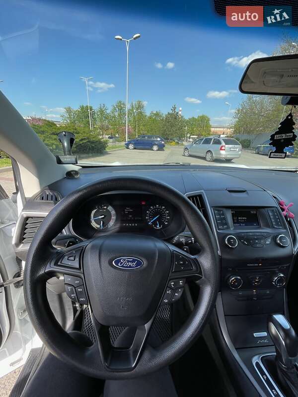 Внедорожник / Кроссовер Ford Edge 2016 в Ужгороде