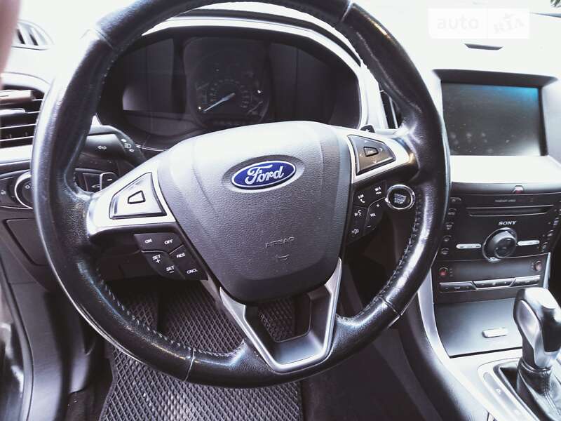 Позашляховик / Кросовер Ford Edge 2015 в Луцьку