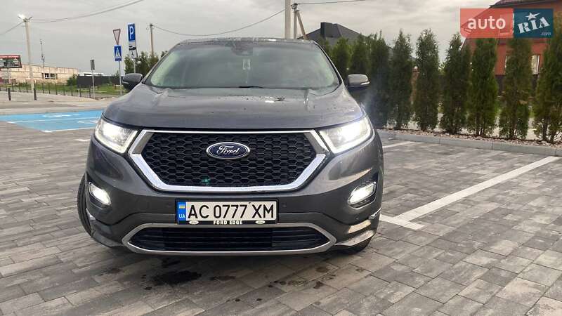 Ford Edge 2016