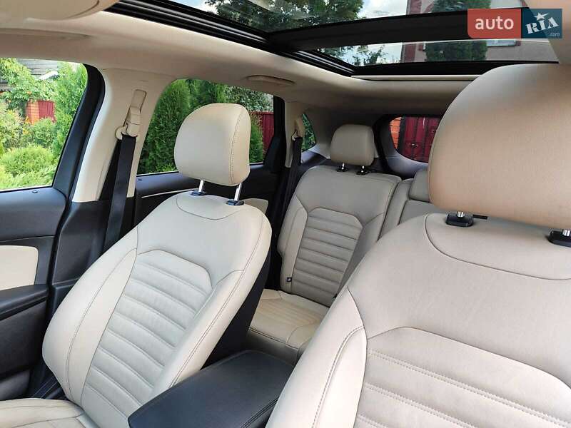 Внедорожник / Кроссовер Ford Edge 2016 в Киеве