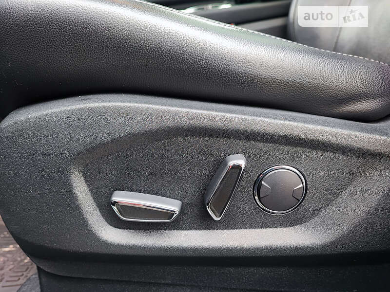 Внедорожник / Кроссовер Ford Edge 2017 в Ивано-Франковске