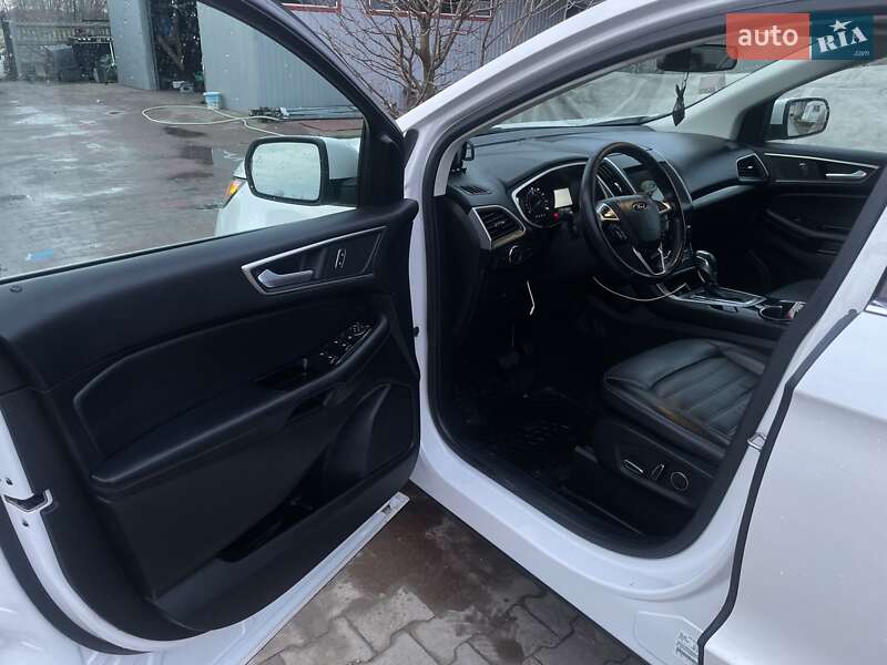 Внедорожник / Кроссовер Ford Edge 2017 в Ровно