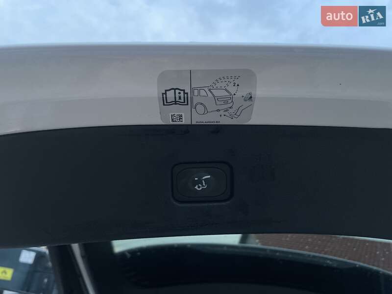 Внедорожник / Кроссовер Ford Edge 2017 в Ровно