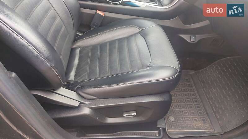 Внедорожник / Кроссовер Ford Edge 2015 в Белой Церкви
