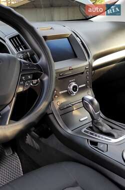 Позашляховик / Кросовер Ford Edge 2016 в Кривому Розі