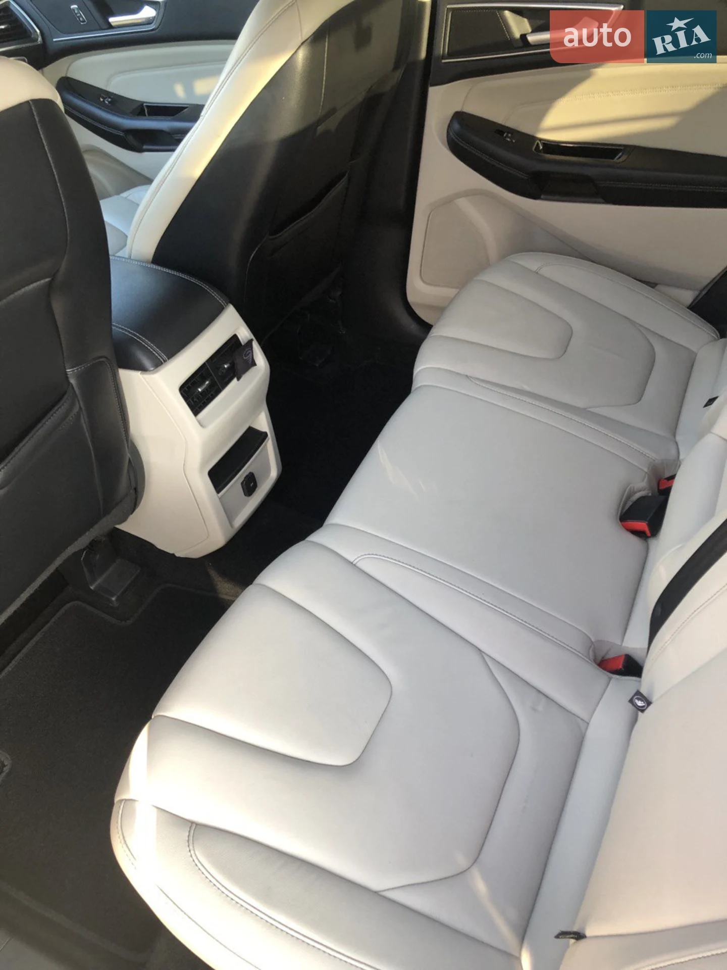 2015 Ford Edge - мініатюра 21
