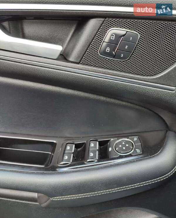 Внедорожник / Кроссовер Ford Edge 2015 в Львове