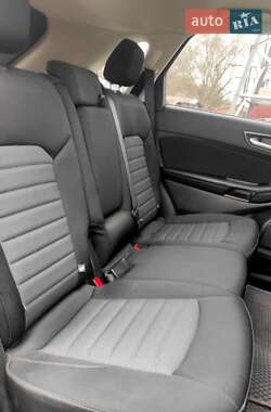 Позашляховик / Кросовер Ford Edge 2016 в Кривому Розі