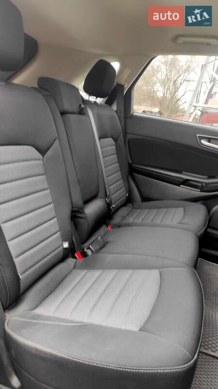 Внедорожник / Кроссовер Ford Edge 2016 в Кривом Роге