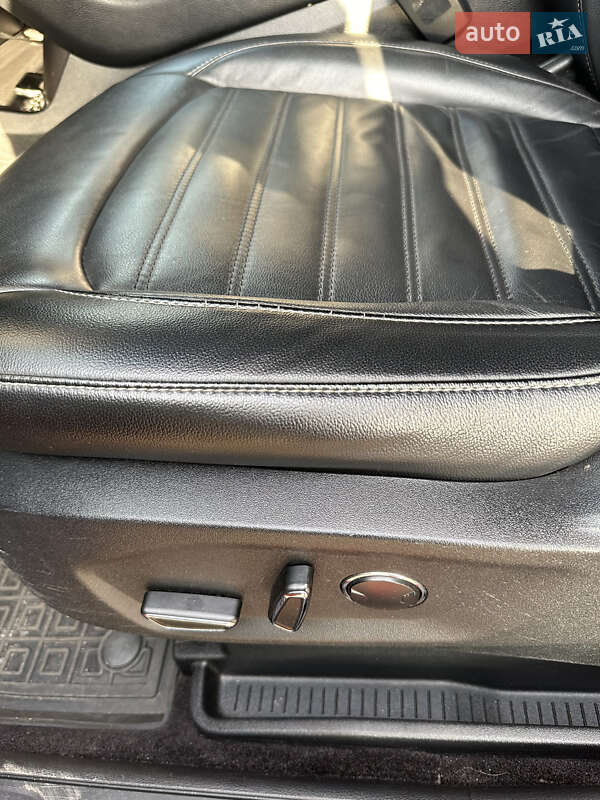 Внедорожник / Кроссовер Ford Edge 2016 в Киеве фото 31 Внедорожник / Кроссовер Ford Edge 2016 в Киеве