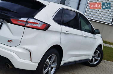 Внедорожник / Кроссовер Ford Edge 2020 в 