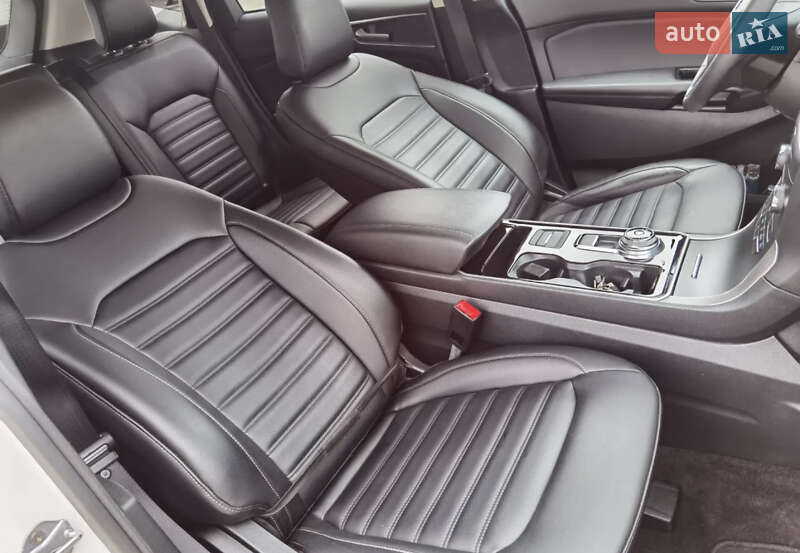 Внедорожник / Кроссовер Ford Edge 2020 в Киеве
