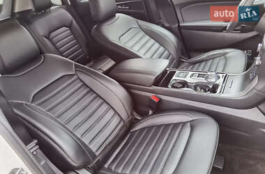 Внедорожник / Кроссовер Ford Edge 2020 в 
