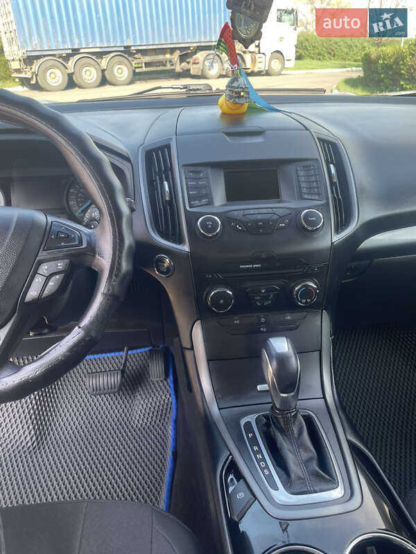 Позашляховик / Кросовер Ford Edge 2018 в Южноукраїнську