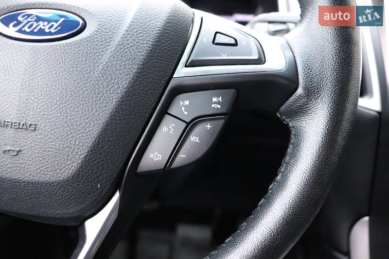 Внедорожник / Кроссовер Ford Edge 2016 в Киеве