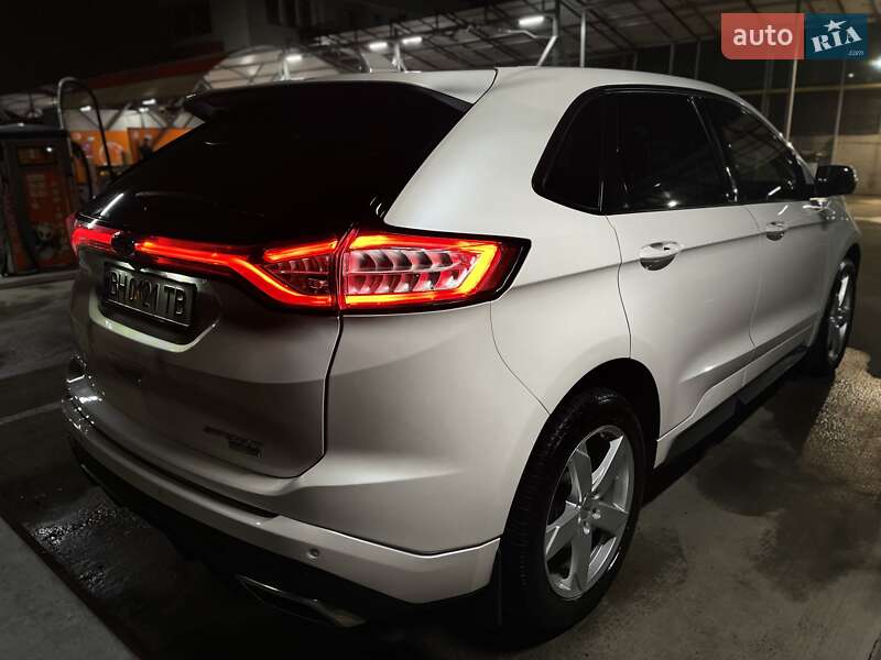 Позашляховик / Кросовер Ford Edge 2016 в Чорноморську