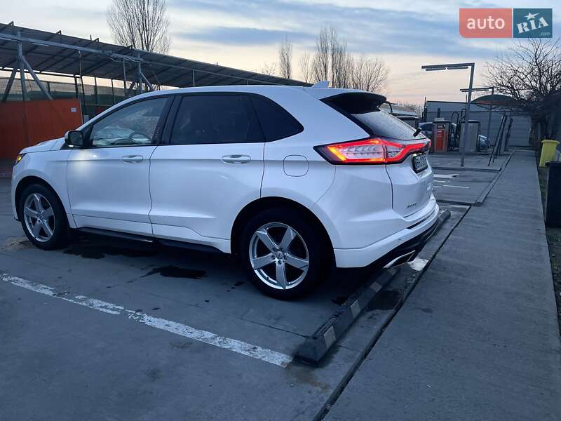 Позашляховик / Кросовер Ford Edge 2016 в Чорноморську