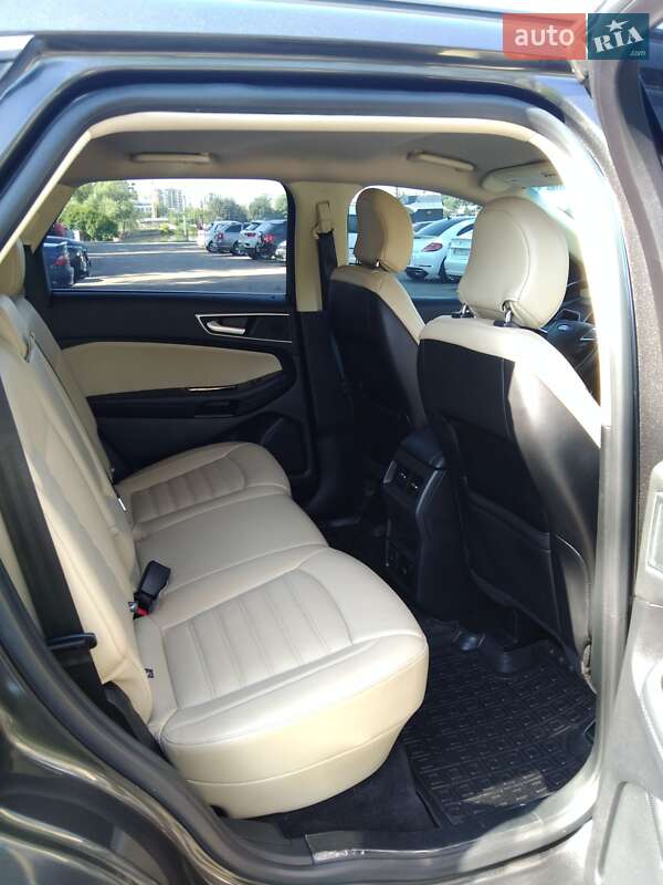 Внедорожник / Кроссовер Ford Edge 2018 в Хмельницком