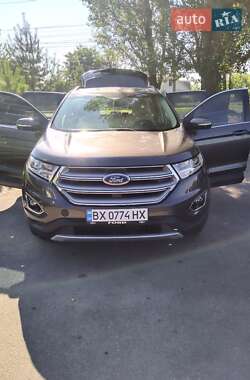 Внедорожник / Кроссовер Ford Edge 2018 в 