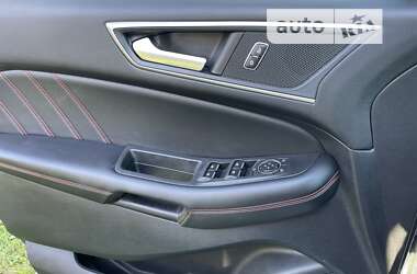 Внедорожник / Кроссовер Ford Edge 2021 в 