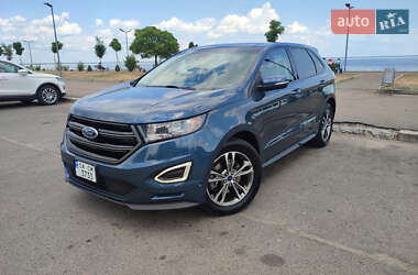 Внедорожник / Кроссовер Ford Edge 2016 в 