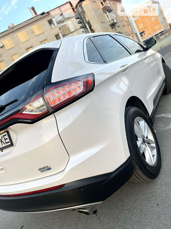 Позашляховик / Кросовер Ford Edge 2015 в Харкові