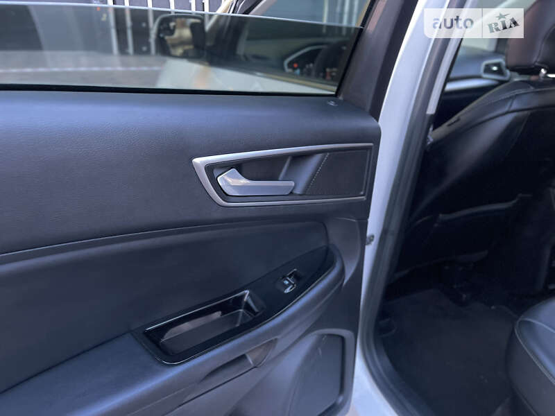 Позашляховик / Кросовер Ford Edge 2015 в Харкові