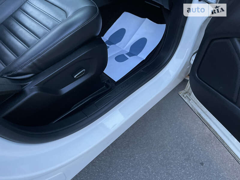 Позашляховик / Кросовер Ford Edge 2015 в Харкові