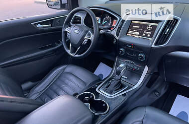 Внедорожник / Кроссовер Ford Edge 2015 в 