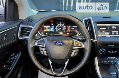 Внедорожник / Кроссовер Ford Edge 2015 в 
