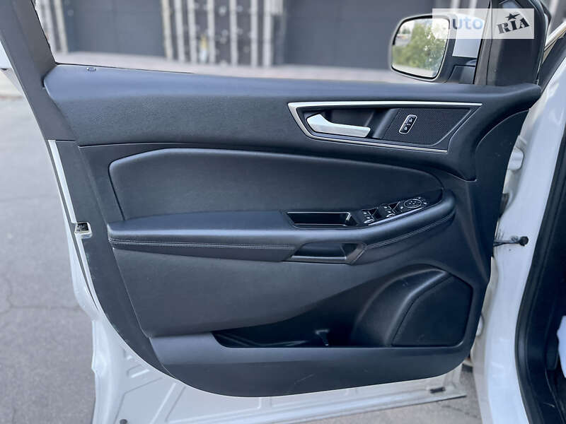 Позашляховик / Кросовер Ford Edge 2015 в Харкові