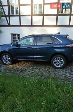 Внедорожник / Кроссовер Ford Edge 2016 в 