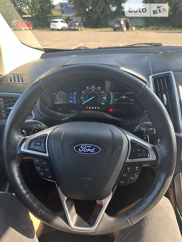 Внедорожник / Кроссовер Ford Edge 2017 в Ровно
