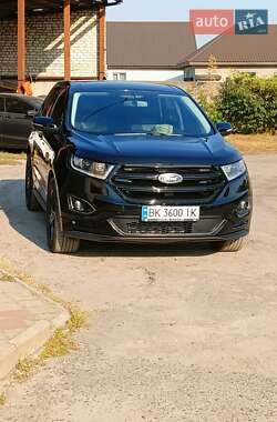 Внедорожник / Кроссовер Ford Edge 2018 в 