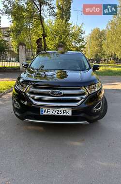 Внедорожник / Кроссовер Ford Edge 2016 в 
