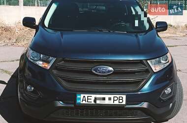 Внедорожник / Кроссовер Ford Edge 2016 в 