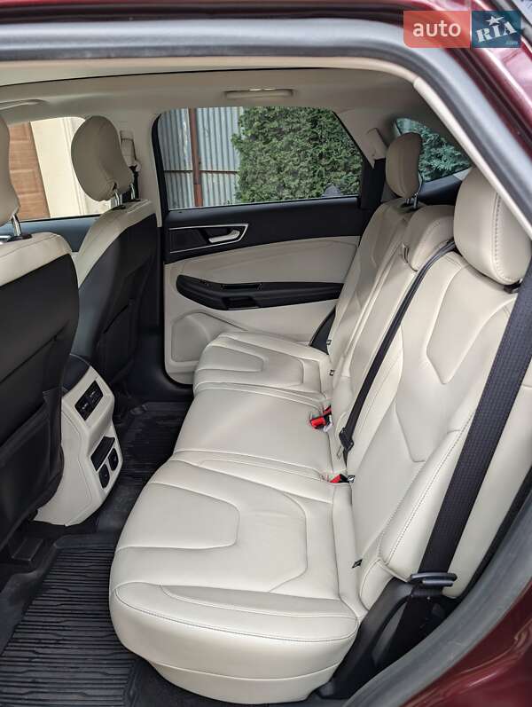 Внедорожник / Кроссовер Ford Edge 2019 в Ужгороде