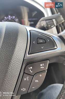 Внедорожник / Кроссовер Ford Edge 2019 в 