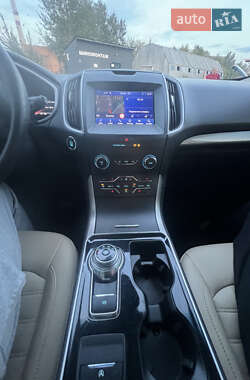 Внедорожник / Кроссовер Ford Edge 2020 в 