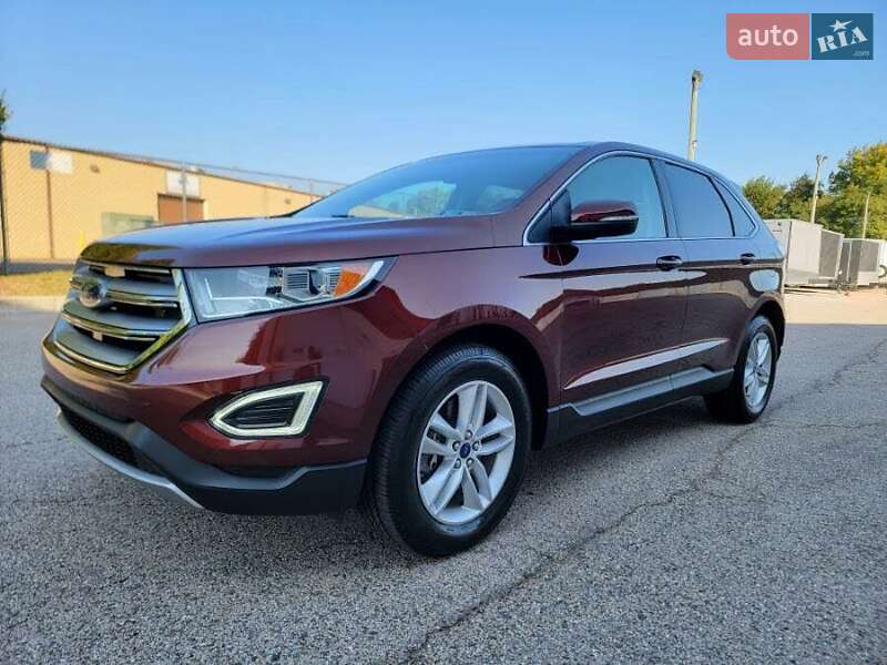 Внедорожник / Кроссовер Ford Edge 2016 в 