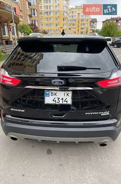 Позашляховик / Кросовер Ford Edge 2019 в Києві