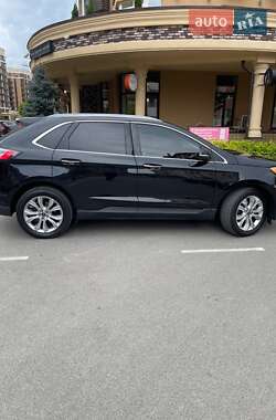Позашляховик / Кросовер Ford Edge 2019 в Києві