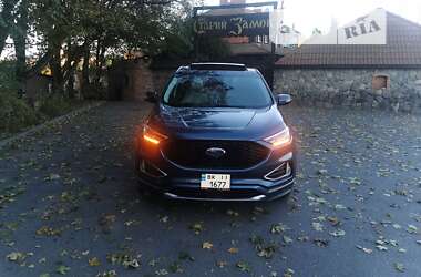 Внедорожник / Кроссовер Ford Edge 2018 в 