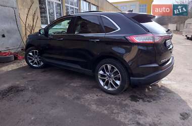 Внедорожник / Кроссовер Ford Edge 2015 в 